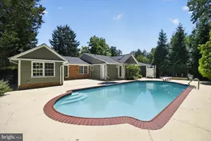 4042 Doveville Ln, Fairfax, VA 22032 - Photo 5