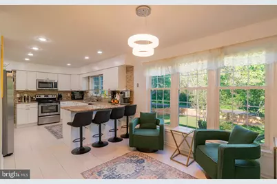 9907 Rosewood Hill Circle, Vienna, VA 22182 - Photo 15