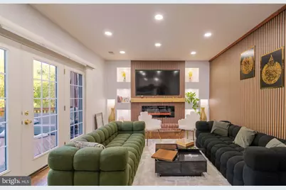 9907 Rosewood Hill Circle, Vienna, VA 22182 - Photo 7