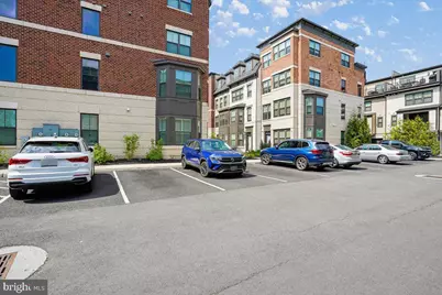 110 NW Market Square NW #24, Vienna, VA 22180 - Photo 41