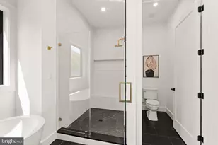 1324 Titania Ln, McLean, VA 22102 - Photo 39
