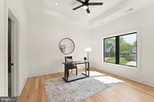 1324 Titania Ln, McLean, VA 22102 - Photo 57