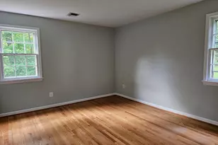 9126 Old Courthouse Rd, Vienna, VA 22182 - Photo 5