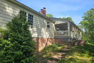 9126 Old Courthouse Rd, Vienna, VA 22182 - Photo 3