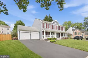 1404 Rock Ridge Ct, Herndon, VA 20170 - Photo 3