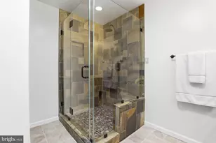 1404 Rock Ridge Ct, Herndon, VA 20170 - Photo 25