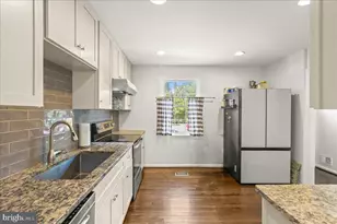 7213 Evanston Rd, Springfield, VA 22150 - Photo 15