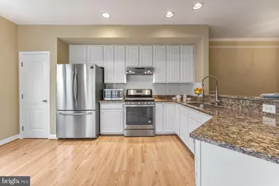 6002 Saint Hubert Lane, Centreville, VA 20121 - Photo 7
