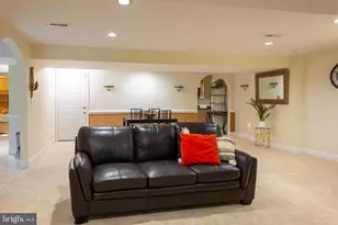 4705 Rippling Pond Dr, Fairfax, VA 22033 - Photo 13