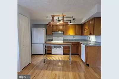 7974 Tyson Oaks Circle, Vienna, VA 22182 - Photo 11