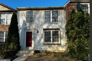 7974 Tyson Oaks Cir, Vienna, VA 22182 - Photo 1