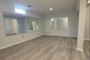 7974 Tyson Oaks Cir, Vienna, VA 22182 - Photo 17