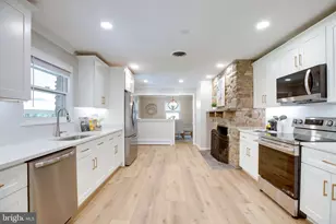 15027 Braddock Rd, Centreville, VA 20120 - Photo 21