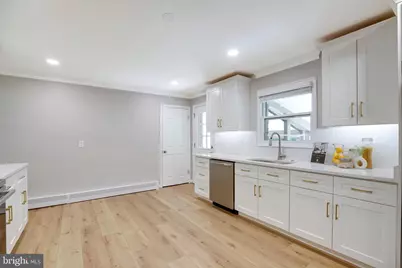 15027 Braddock Road, Centreville, VA 20120 - Photo 19