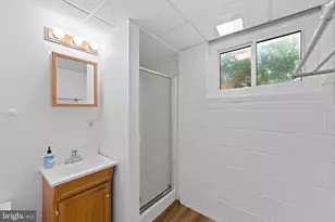 4441 Village Dr, Fairfax, VA 22030 - Photo 81