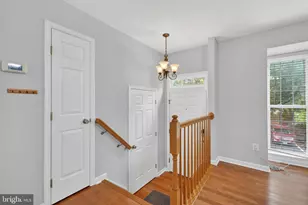 7723 Markham Grant Ln, Alexandria, VA 22315 - Photo 3