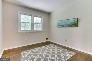 9112 Santayana Dr, Fairfax, VA 22031 - Photo 13