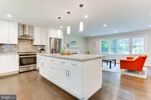 9112 Santayana Dr, Fairfax, VA 22031 - Photo 9