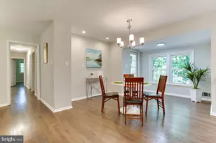 9112 Santayana Dr, Fairfax, VA 22031 - Photo 11