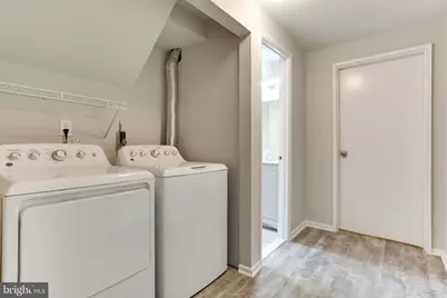 9112 Santayana Drive, Fairfax, VA 22031 - Photo 25