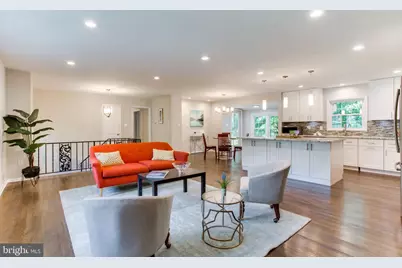 9112 Santayana Drive, Fairfax, VA 22031 - Photo 5