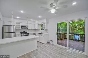 2974 Borge St, Oakton, VA 22124 - Photo 3
