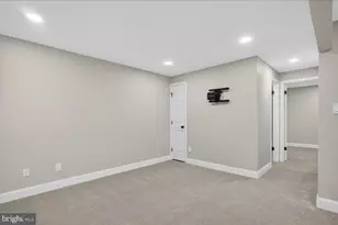 3409 Cotton Top Ct, Fairfax, VA 22033 - Photo 33