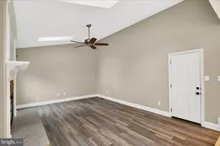 3409 Cotton Top Ct, Fairfax, VA 22033 - Photo 17