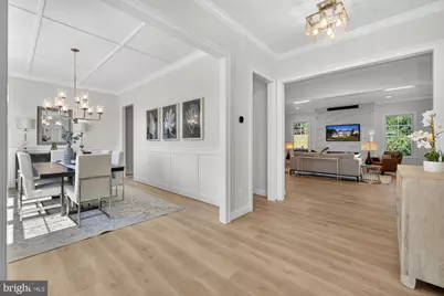608 Roberts Drive NW, Vienna, VA 22180 - Photo 5