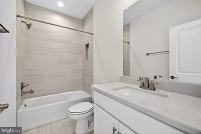 608 Roberts Drive NW, Vienna, VA 22180 - Photo 35