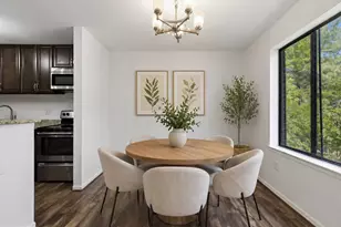 9730 Kingsbridge Dr, Fairfax, VA 22031 - Photo 17
