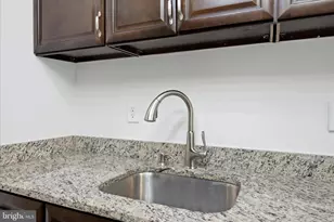 9730 Kingsbridge Dr, Fairfax, VA 22031 - Photo 23
