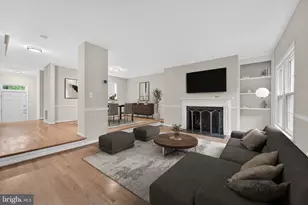 7503 Amesbury Ct, Alexandria, VA 22315 - Photo 5