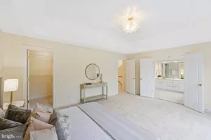 9576 Lagersfield Cir, Vienna, VA 22181 - Photo 17