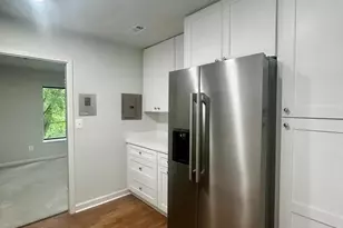 6001 Arlington Blvd, Falls Church, VA 22044 - Photo 9