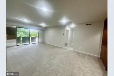 6001 Arlington Boulevard #423, Falls Church, VA 22044 - Photo 5