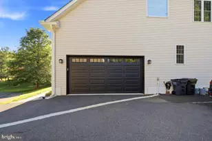 8310 Robey Ave, Annandale, VA 22003 - Photo 7