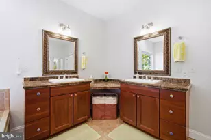 8310 Robey Ave, Annandale, VA 22003 - Photo 41