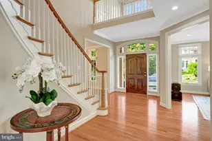 1387 Cameron Heath Dr, Reston, VA 20194 - Photo 7
