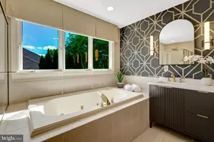 1387 Cameron Heath Dr, Reston, VA 20194 - Photo 35