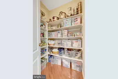 1387 Cameron Heath Drive, Reston, VA 20194 - Photo 25