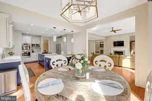 1387 Cameron Heath Dr, Reston, VA 20194 - Photo 27