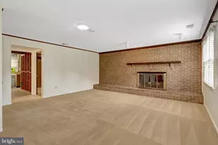 615 Kearney Ct SW, Vienna, VA 22180 - Photo 13