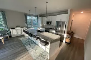 1761 Old Meadow Rd, McLean, VA 22101 - Photo 11