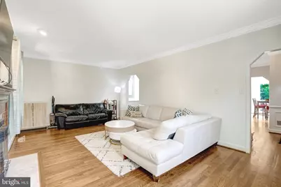 5918 Wescott Hills Way, Alexandria, VA 22315 - Photo 9