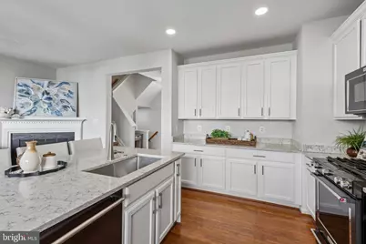 2625 Tarleton Corner Drive, Herndon, VA 20171 - Photo 25