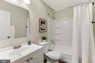 1498 Roundleaf Ct, Reston, VA 20190 - Photo 51