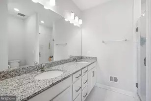 12561 Todd Ln, Fairfax, VA 22033 - Photo 29