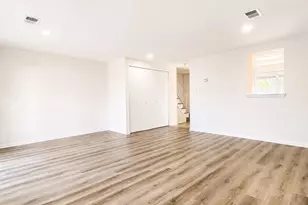 14402 Manassas Gap Ct, Centreville, VA 20120 - Photo 7