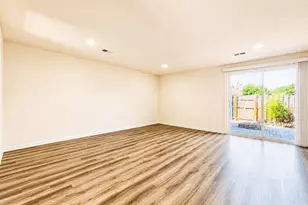 14402 Manassas Gap Ct, Centreville, VA 20120 - Photo 5